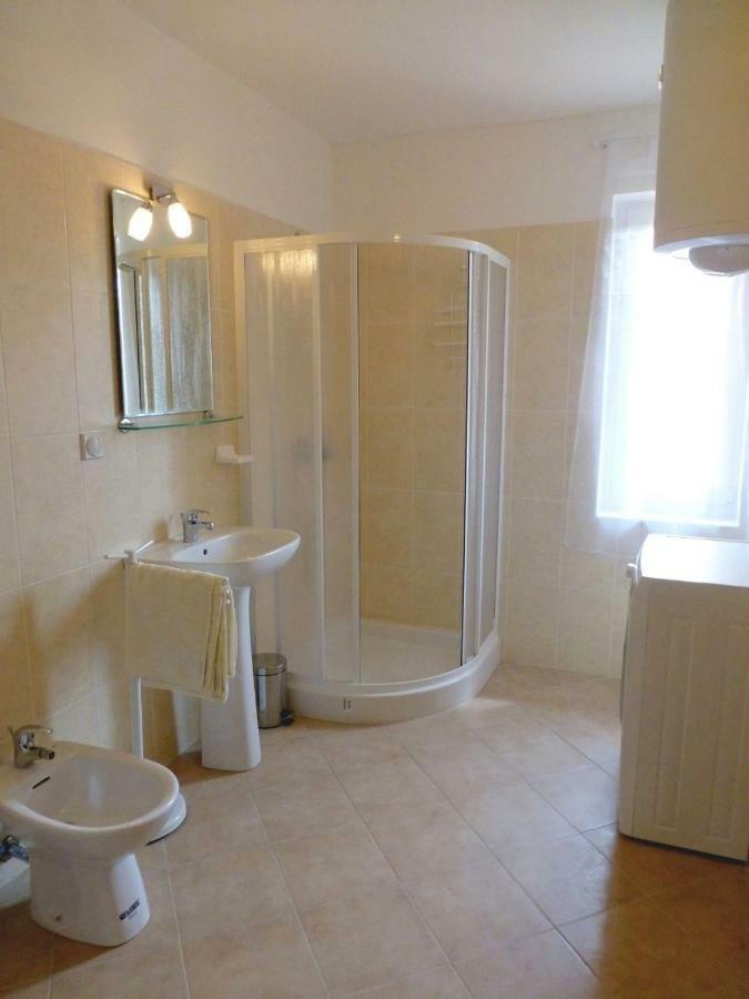 Apartments Kvesic Šilo Dış mekan fotoğraf