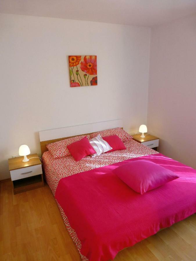 Apartments Kvesic Šilo Dış mekan fotoğraf